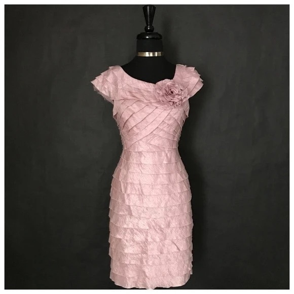 Dresses | London Times Tiered Rosette 